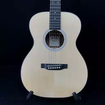 Акустическая гитара Martin 000JR-10