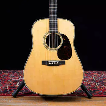 Акустическая гитара Martin HD-28 2023