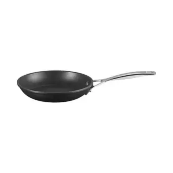 Алюминиевая низкая сковорода Le Creuset с антипригарным покрытием, черный