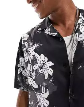 Атласная рубашка свободного кроя Revere с цветочным принтом ASOS