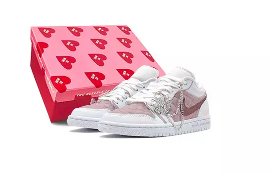 Баскетбольные кроссовки Air 1 Vintage женские с низким верхом Chalk White Jordan