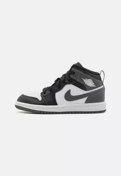 Баскетбольные кроссовки JORDAN 1 MID UNISEX Jordan, черный