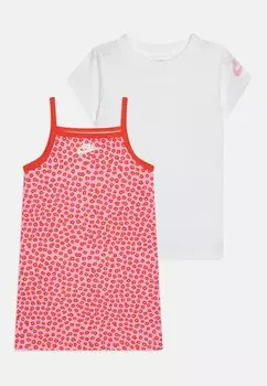 Базовая футболка Floral Set Nike, цвет pink rise
