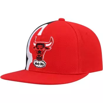 Бейсболка Mitchell & Ness Chicago Bulls, красный