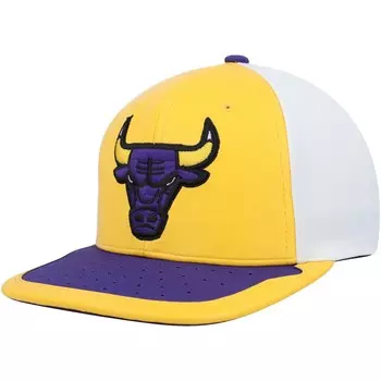 Бейсболка Mitchell & Ness Chicago Bulls, желтый