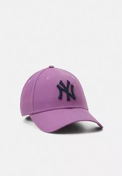 Бейсболка New Era