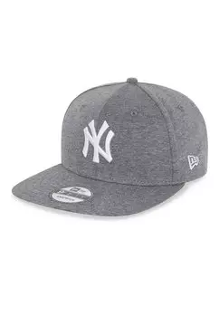 Бейсболка New Era