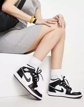 Бело-черные кроссовки Nike Air Jordan 1 Mid