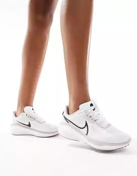 Бело-фиолетовые кроссовки Nike Vomero 17