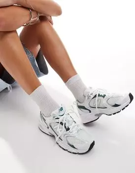 Бело-зеленые кроссовки New Balance 530