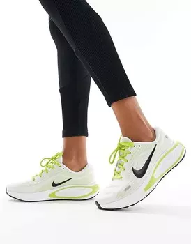 Бело-зеленые кроссовки Nike Running Journey Run