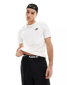 Белоснежная футболка Nike Club