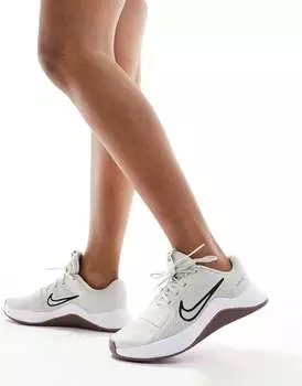 Белоснежные кроссовки Nike MC 2