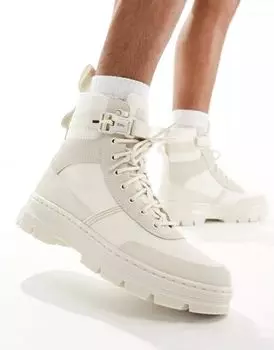Белые ботинки Dr Martens Combs Tech
