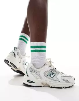 Белые кроссовки New Balance 530 с зелено-серыми деталями