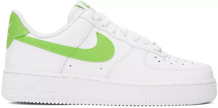 Белые кроссовки Nike Air Force 1 07
