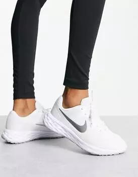 Белые кроссовки Nike Running Revolution 6