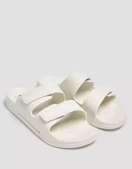 Белые сандалии Pull&Bear