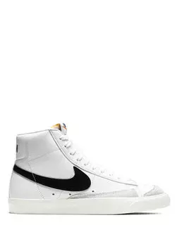 Белые женские кроссовки blazer mid 77 Nike