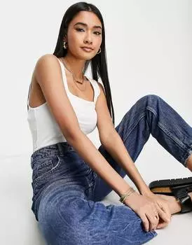 Белый жилет с вырезами спереди и сзади ASOS DESIGN