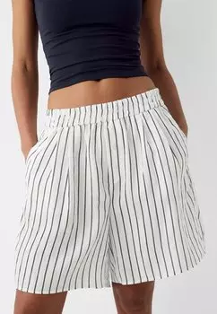 БЕРМУДЫ Striped Bershka, Шорты белый