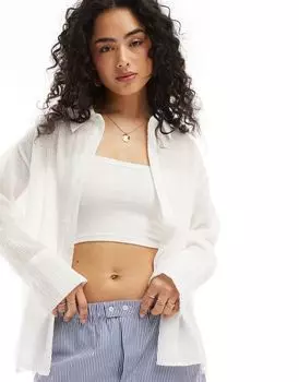 Bershka – белая рубашка оверсайз с рюшами
