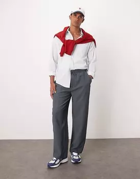 Bershka – темно-серые фактурные брюки