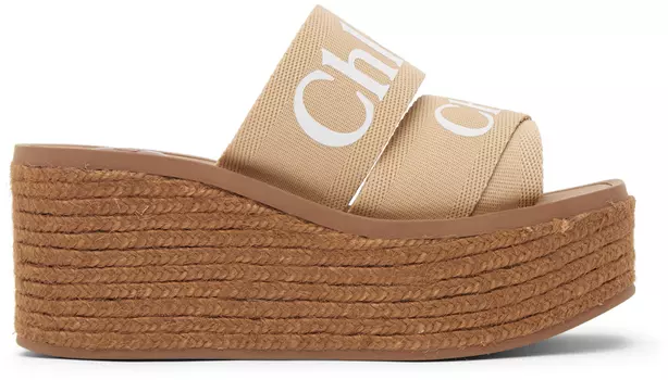Бежевые босоножки на танкетке Woody Chloé