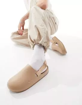 Бежевые сандалии Nike Calm