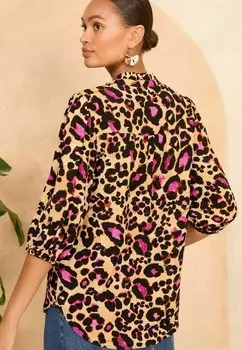 Блузка на пуговицах RUFFLE V NECK 3/4 SLEEVE BUTTON THROUGH PETITE Love & Roses, бежевый