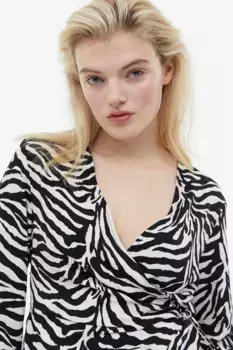 Блузка с переводом H&M, черный