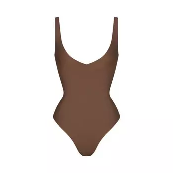 Боди skims body без подкладки с глубоким вырезом SKIMS, цвет Jasper