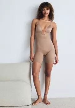 Боди SUIT YOUR FANCY PLUNGE LOW BACK Spanx, бежевый