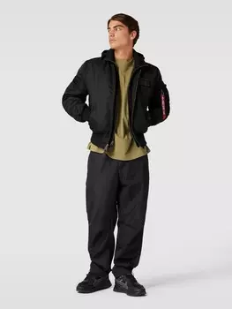Бомбер с капюшоном Alpha Industries, черный