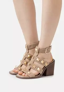 Босоножки Marks & Spencer