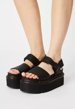Босоножки на платформе Dr. Martens