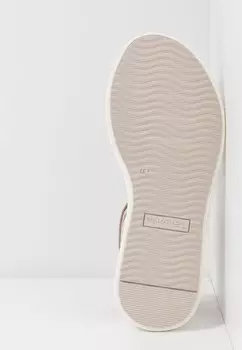 Босоножки на платформе Tamaris, бежевый