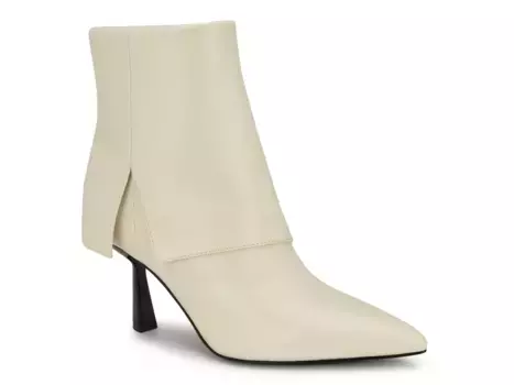 Ботильоны Bazie Foldover Bootie Nine West, слоновая кость