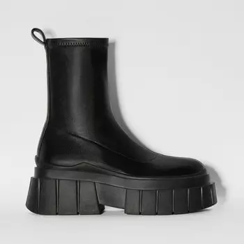 Ботильоны Bershka Fitted Platform Ankle, черный