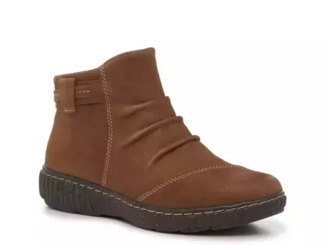 Ботильоны Caroline Derby Bootie Clarks, цвет darktan