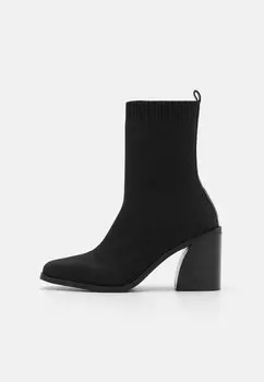 Ботильоны Fit Marks & Spencer, черный