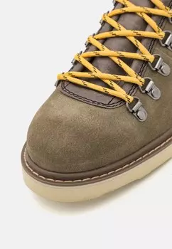 Ботильоны на шнуровке JFWCHORLTON BOOT Jack & Jones, оливковый