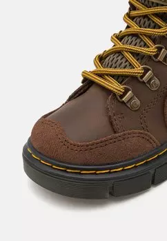 Ботильоны на шнуровке RAFFE PANEL BOOT UNISEX Dr. Martens, темно-коричневый