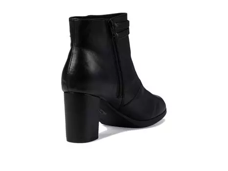 Ботинки Clarks Bayla Light