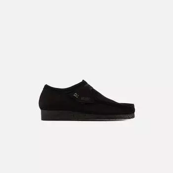 Ботинки Clarks WMNS Wallabee Low, цвет Black Suede