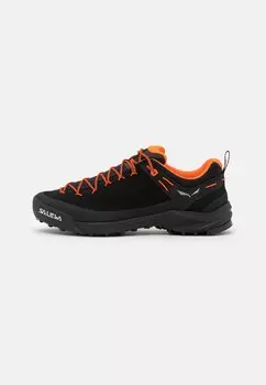 Ботинки для походов Salewa MS WILDFIRE, цвет Black/Fluo Orange