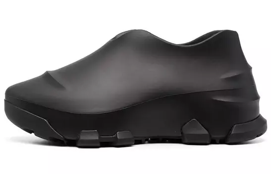Ботинки Givenchy Monumental Mallow Low, черный