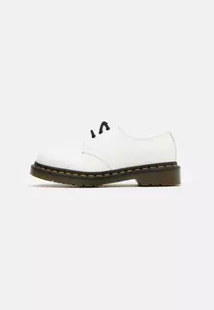 Ботинки на шнуровке Dr. Martens