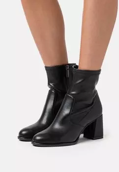 Ботинки Tamaris, цвет black