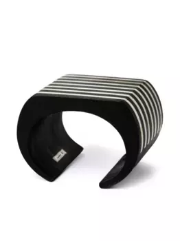 Браслет-кафф Crescent Plane Parts of Four, черный